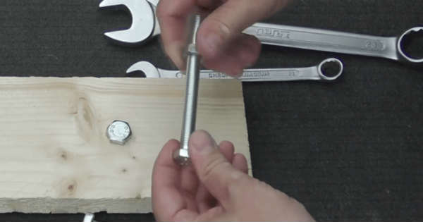 Easy Life Hack on How to Twist off Bolts 4