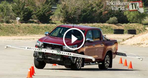 Toyota New Hilux 2016 Moose Test 1 TN