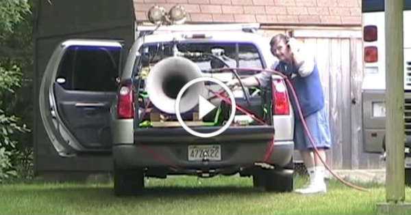 BIGGEST Horn Ever Can sound 2