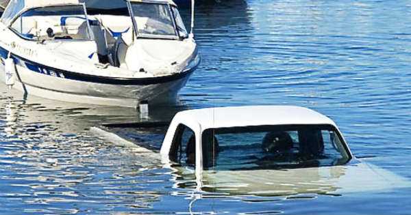 Funniest Boat Fails Of All Time 1