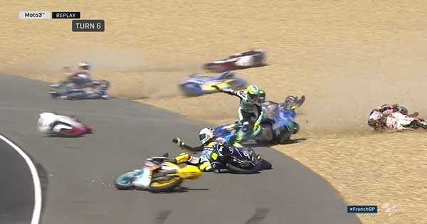 Moto3 Get Knocked Over By A Slippery Track 1_1