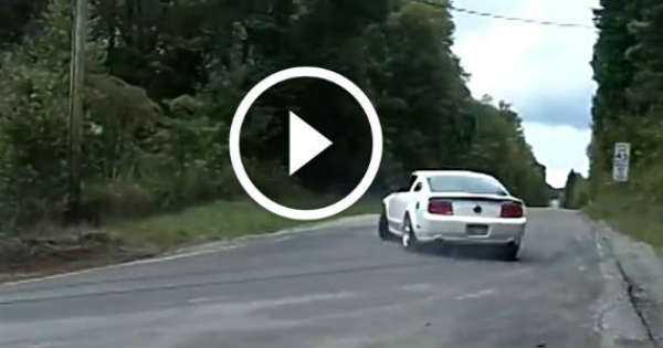 Uphill Drifting supercharged Mustangs 1