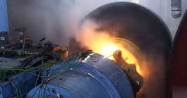 Airbus A380-800 Brake Test Flames Explosion 4