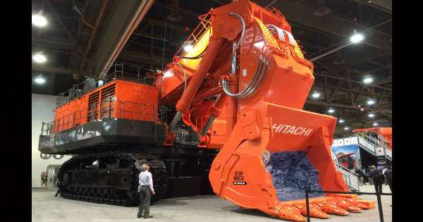 Biggest Mining Excavator - Hitachi EX5600-6 1