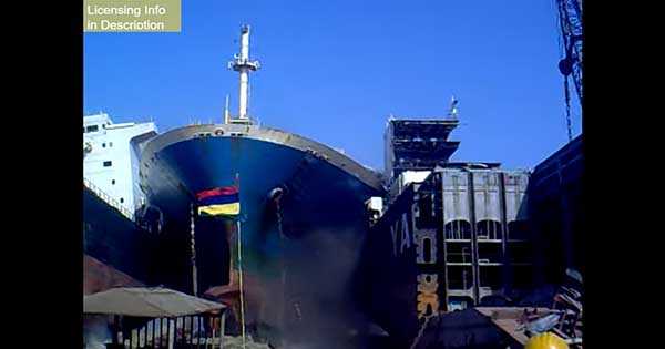 Biggest Ship Crash Ever 2