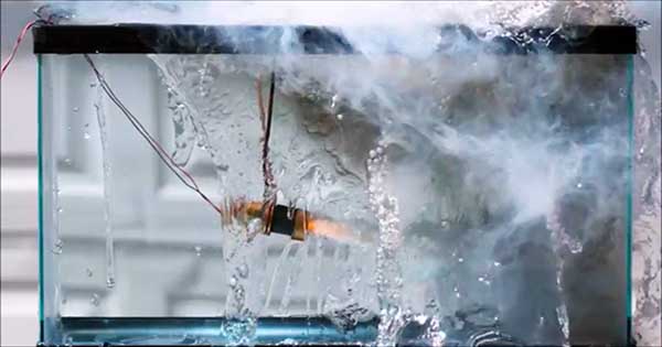 Burning A Model Rocket Motor Underwater 1