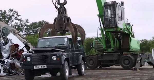 Customs Seized destroyed 40 Land Rover Vehicles Failing Safety Rules 3