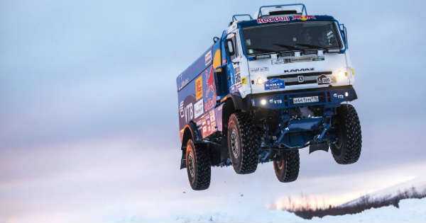Russian Kamaz Truck snow jump 1