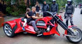 V8 BMW Trike ride russia 2