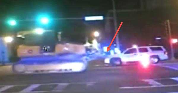 BULLDOZER Police Chase 18-Year Old Stole It 1