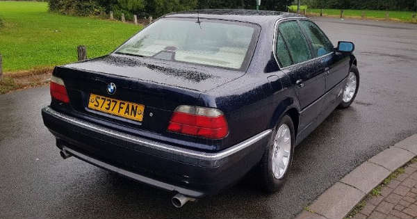Buy This BMW 735i With A CAR PHONE For The Same Price As The New iPHONE X 3