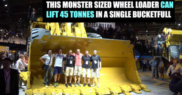 Crazy Numbers Biggest Wheel Loader Caterpillar Statistics 3