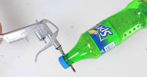 How To Make A SAND BLASTER With A Little SODA Bottle 2