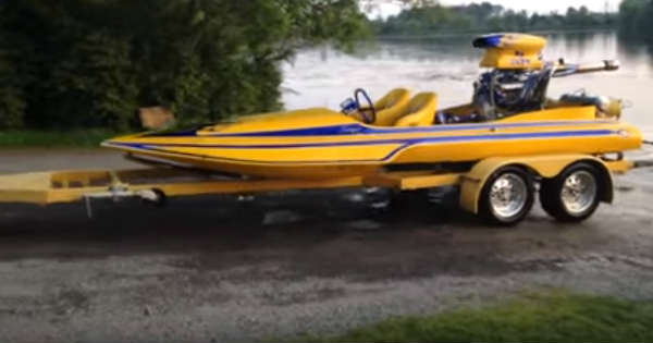Hydroplane Boat Gets Pulled By Pro Street Dodge Charger GENERAL LEE 2