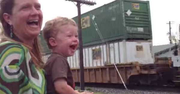 Kid reaction Daddy Works Train Driver passing 1
