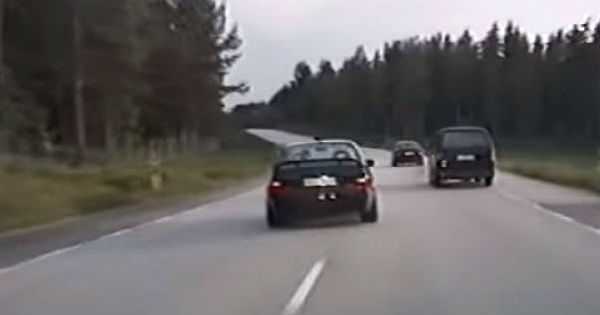 Lotus Omega vs police sweden 4