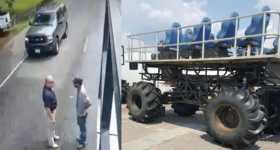 pOLICEMAN Yells At This Man Helping Hurricane Harvey Victims 1