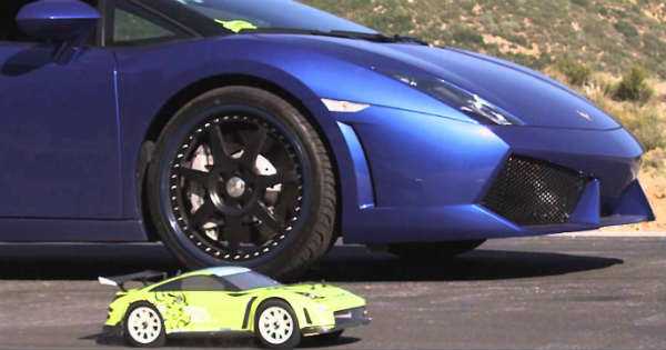 Which is Faster, Lamborghini Gallardo or an RC Car 1
