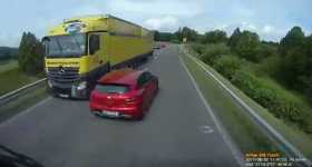 Renault Doing A Bad Overtake On The Highway Almost Gets Hit By An Approaching Truck 3