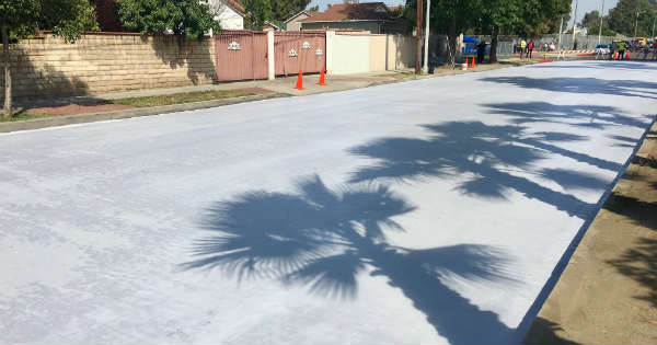 Why LOS ANGELES Streets Are Being Painted WHITE 2