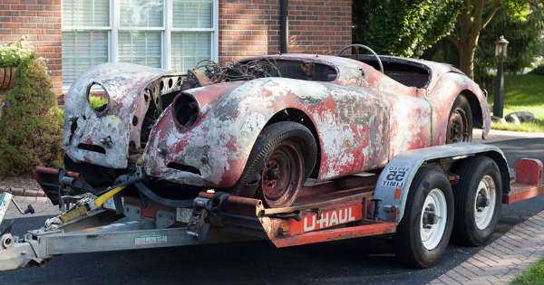 1950 Jaguar XK120 Roadster Found in a Barn After 50 Years 1