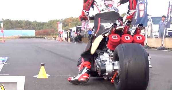 2 STROKE SCOOTER Drag Racing is a Huge Spectacle In JAPAN 11