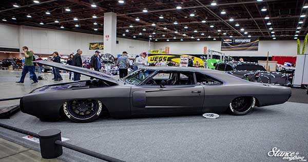 Awesome Slammed Dodge Charger SOLO 2