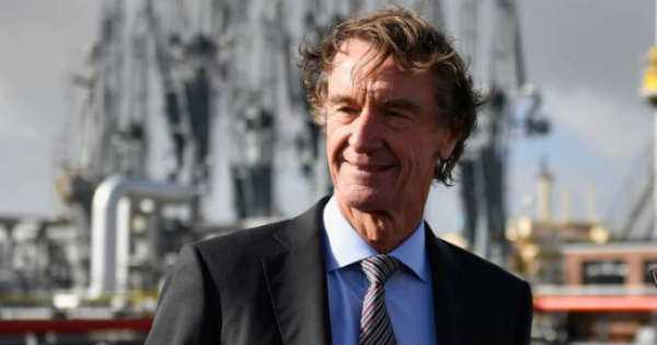 Billionaire Jim Ratcliffe Create Successor Land Rover Defender 1