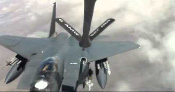 F15 Aircraft Goes Inverted 1