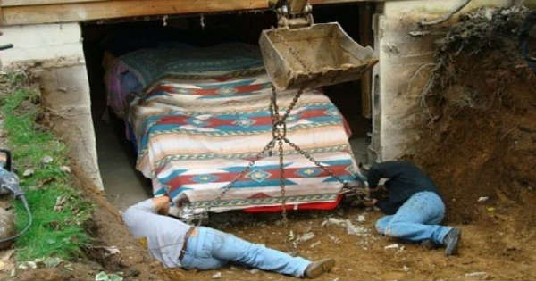 It Took Him 17 Years He Build His Own Lamborghini Countach 2