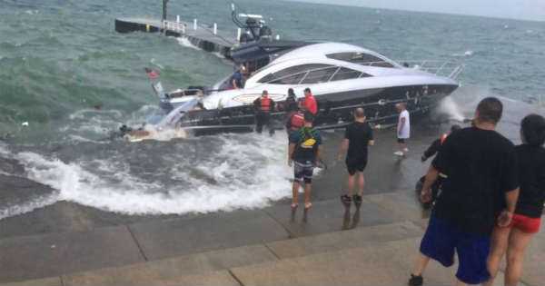 People Saved From a Storming Yacht in a Rescue Mission in Chicago 1