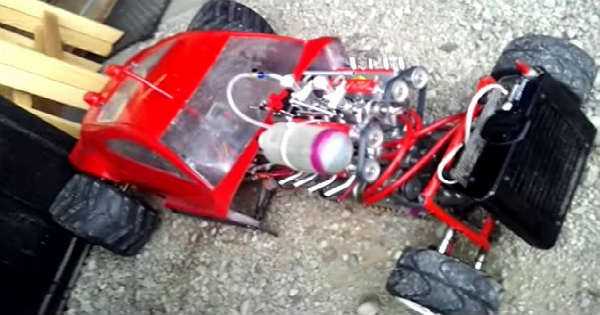 Super Powered V8 RC Car 11