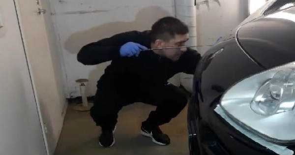 Taking Off The Porsche Cayenne HeadLights Is So Easy 2