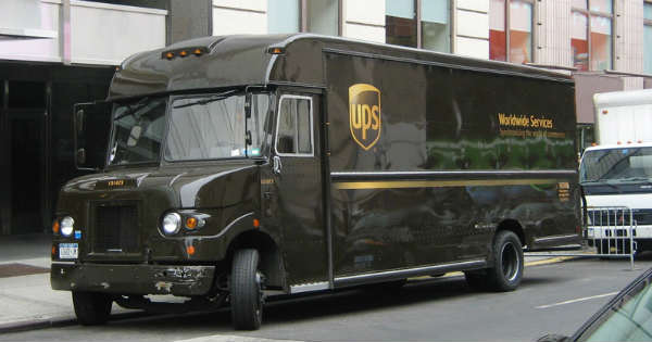 This Is Why UPS Trucks Dont Make Left Turns 2