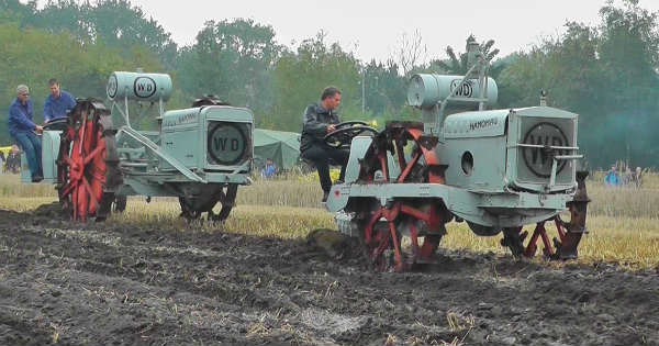 Vintage Tractors Presented at Nordhorn Show in Germany 11