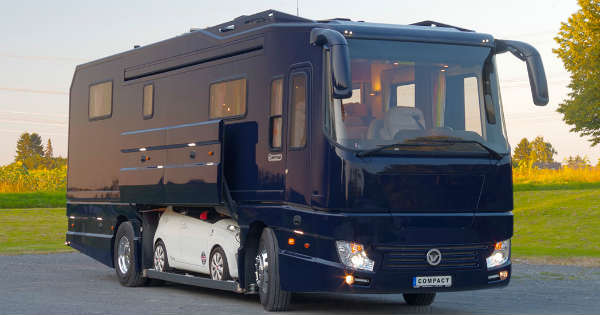 1700000 Motorhome With Its Own Garage - Volkner Performance S 2