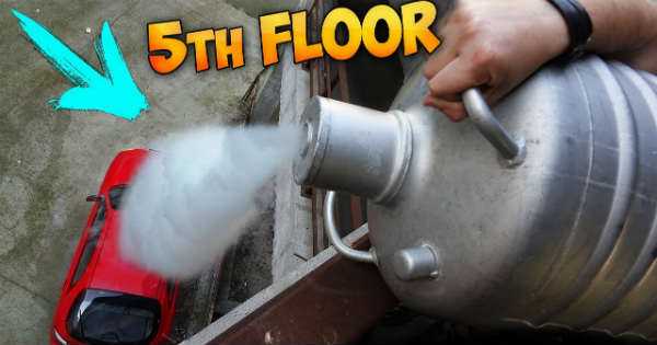 5 Gallons Of Liquid Nitrogen On A Car 1