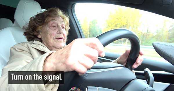 92 Years Old Woman Tackles Tesla New Technology 1
