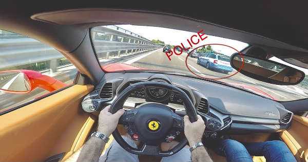 Ferrari 458 Italia Overtakes 285 Cars 1