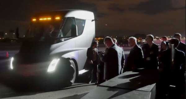 New Tesla Semi Truck Acceleration 11
