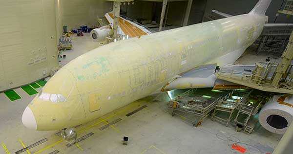 Repaint A Massive A380 Airplane 1