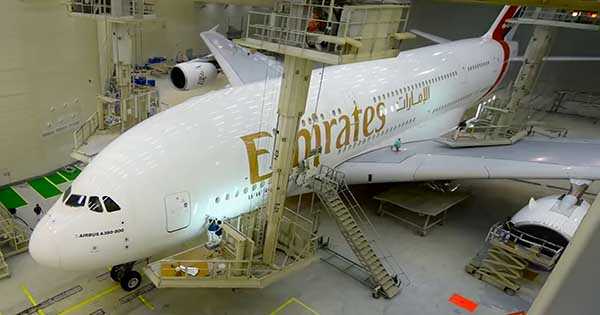 Repaint A Massive A380 Airplane 2