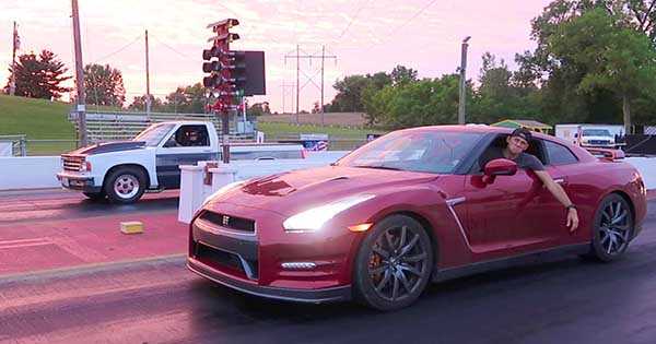 Sleeper Truck Destroys Roman Atwood GTR 1