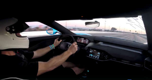 The New Ford GT Ran a High 10-Second Pass 2