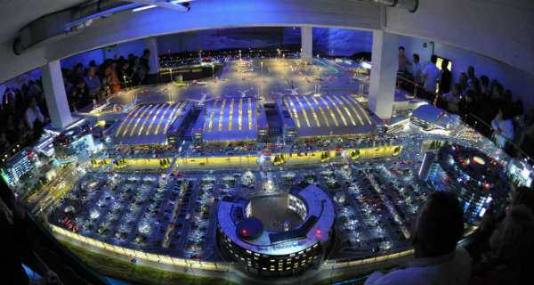 Worlds Biggest Model Airport Looks Incredible 1