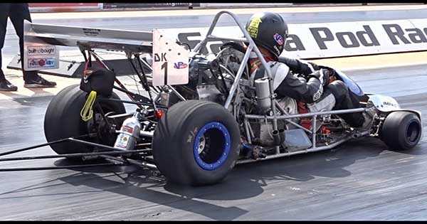 Drag Kart Running Dragstrip 1