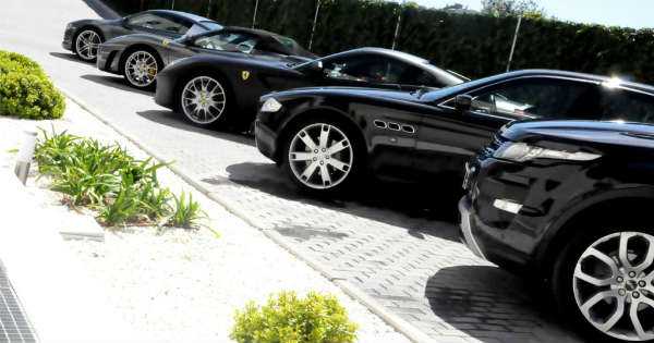 What To Think About When Renting A Luxury Car 2