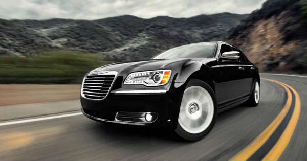 Top Benefits Of Hiring The Services Of Luxury Limousine 1