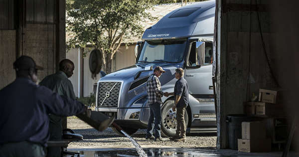 Getting Started in the Logistics Business with Leasing Trucks 2