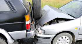 How to Deal with Car Damage After an Accident 2